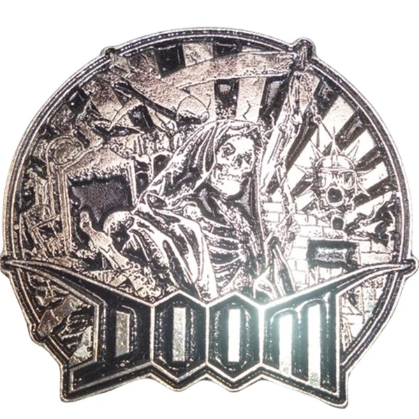 Doom | Pin Badge Death Between Weapons