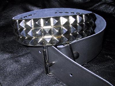 Generic | 3-row Piramid M