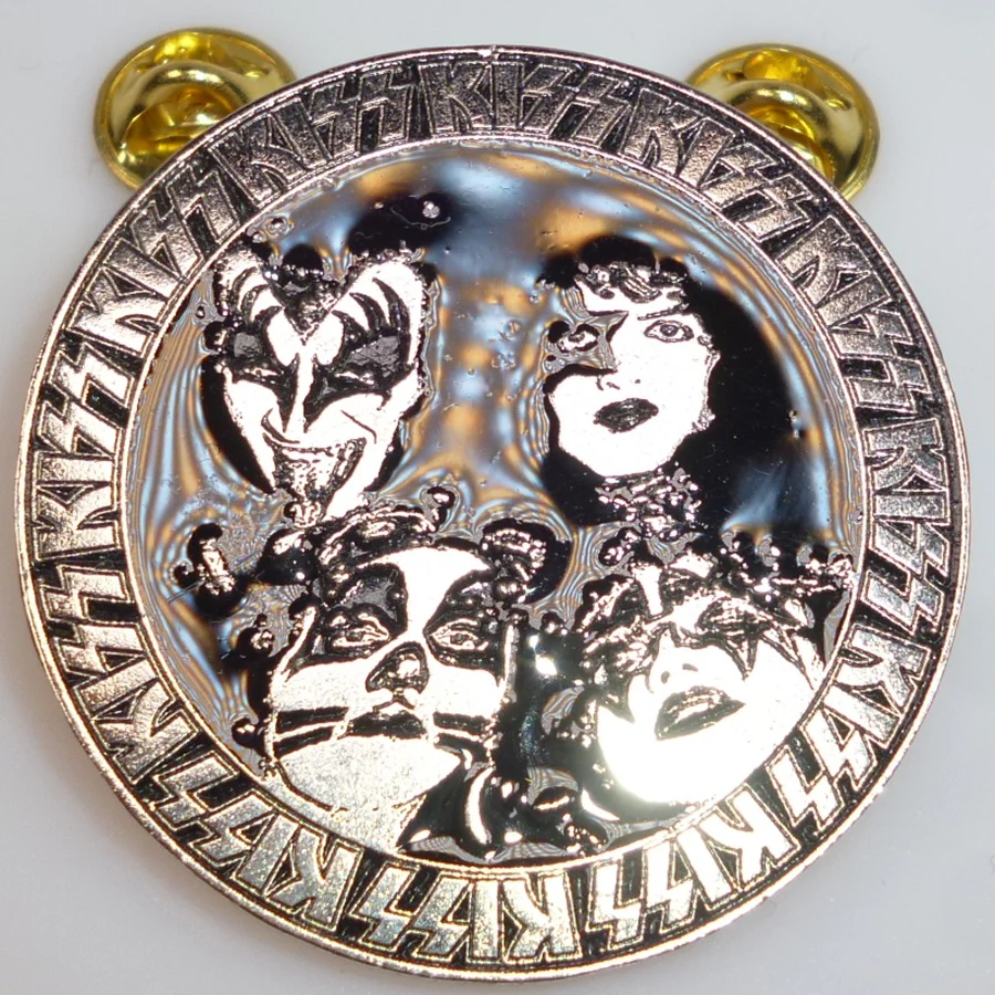 Kiss | Pin Badge Members Circular - Image 2