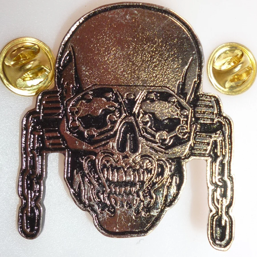 Megadeth | Pin Badge Vic Rattlehead - Image 3
