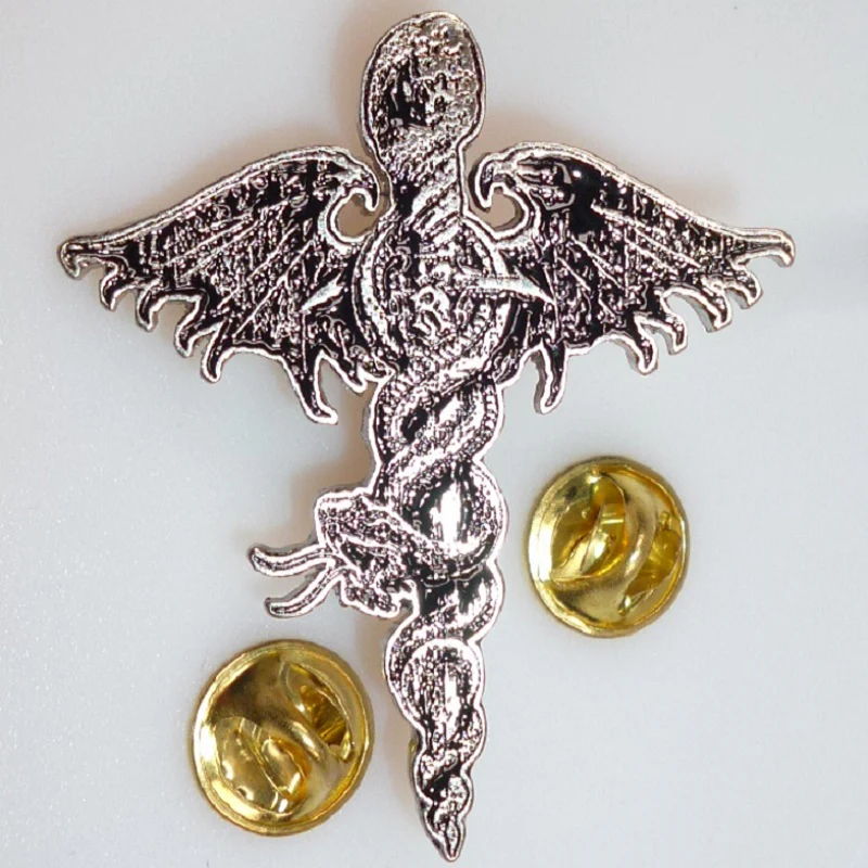 Motley Crue | Pin Badge Dr.Feelgood Emblem - Image 2